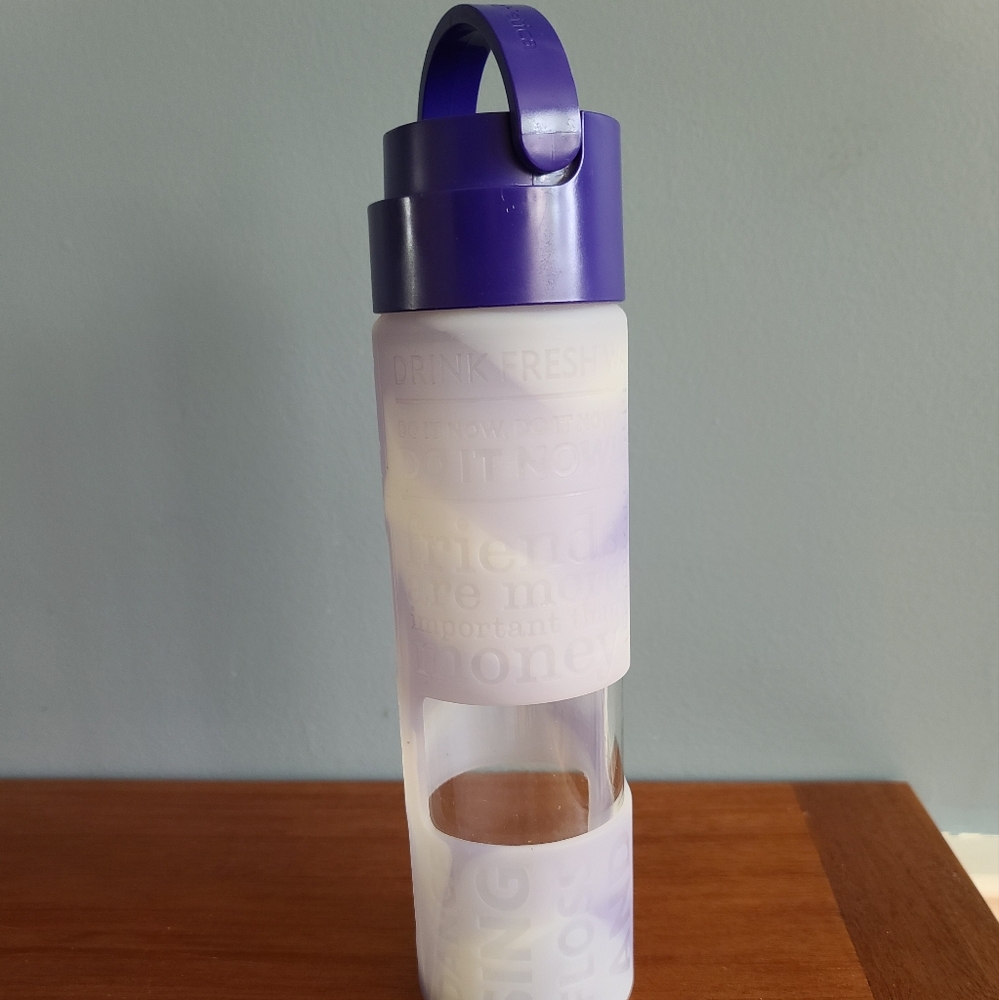 Lululemon Glass water bottle with silicon sleev